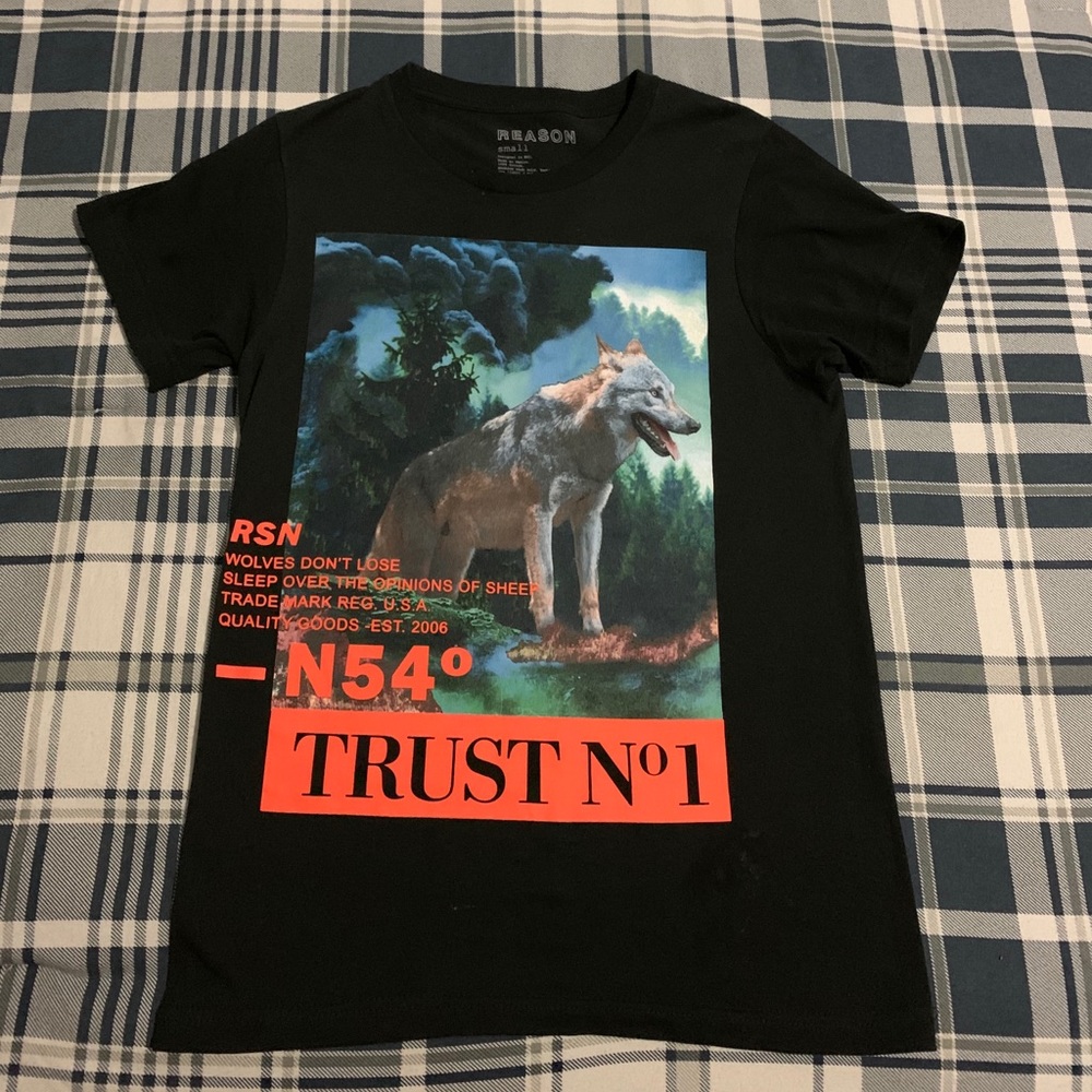 Men’s Wolf Shirt